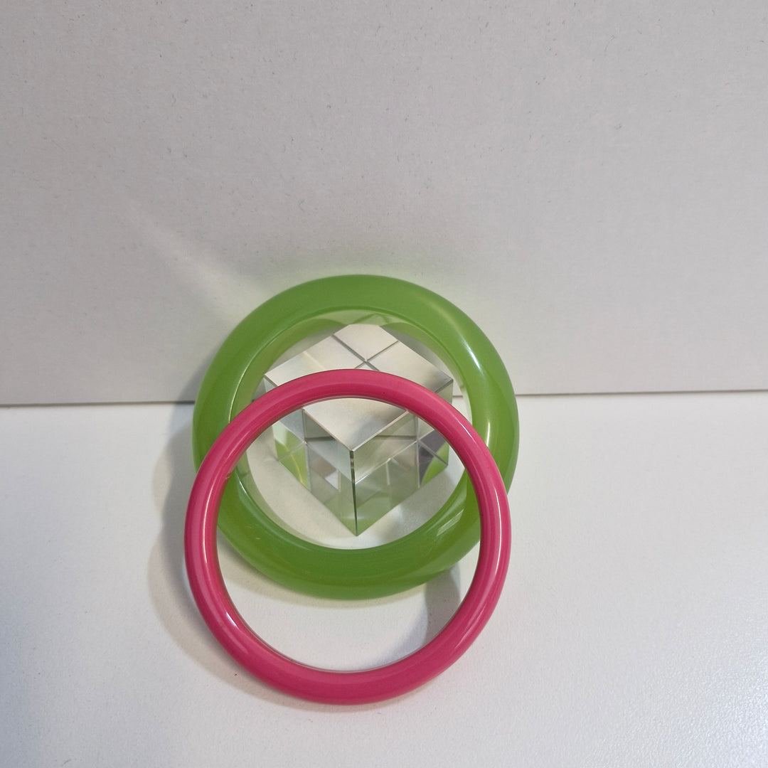 Acrylic bangle set green and pink