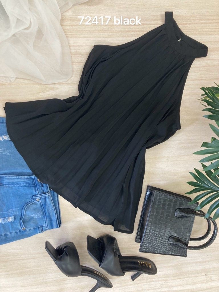 Lorraine Halter Pleated Blouse in Black
