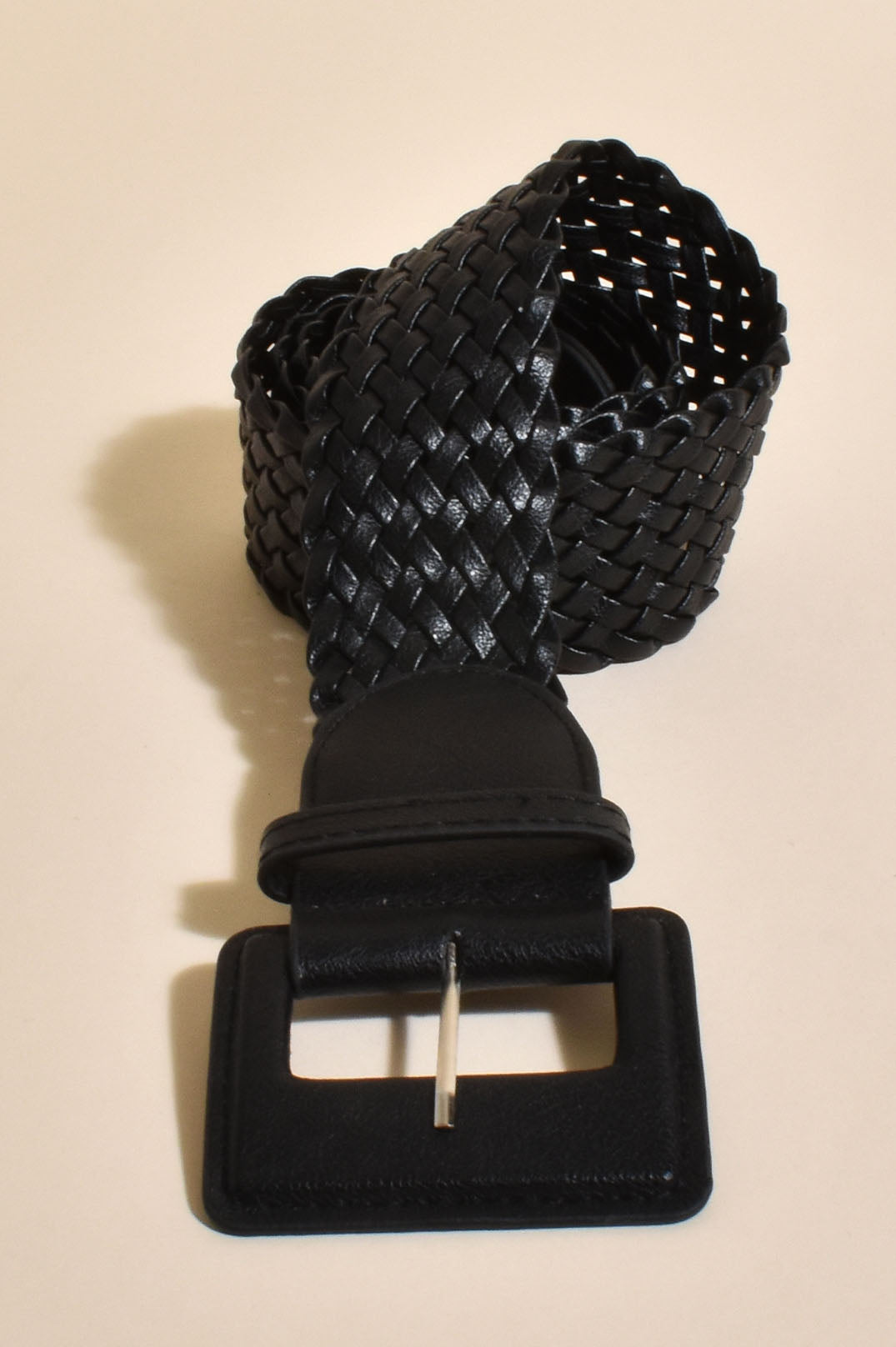 Square Buckey Woven Belt in Black