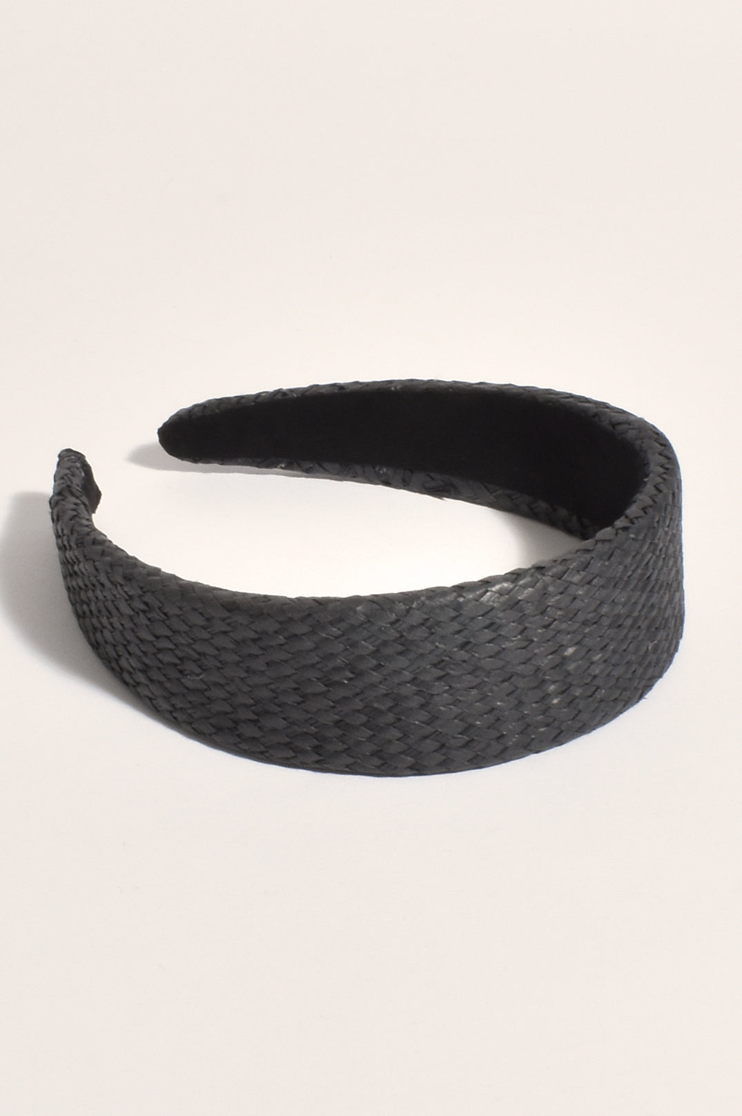 ADORNE DANI WEAVE HEADBAND IN BLACK
