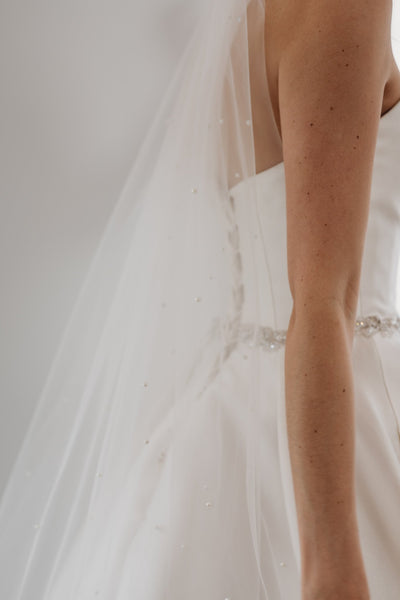 Pearl Veil Ivory Single Teir AN6116