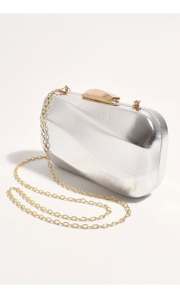 Adorne Wavy Structured Clutch in Silver AVD1671