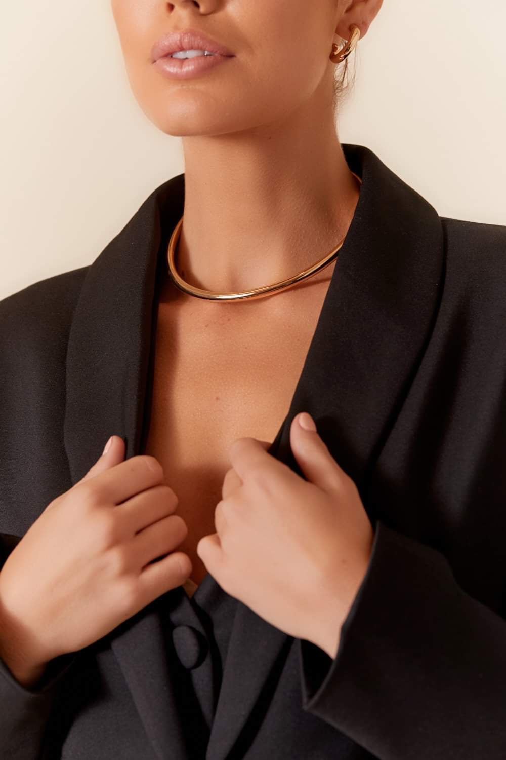 Adorne Structured Bar Necklace Gold AND 2251