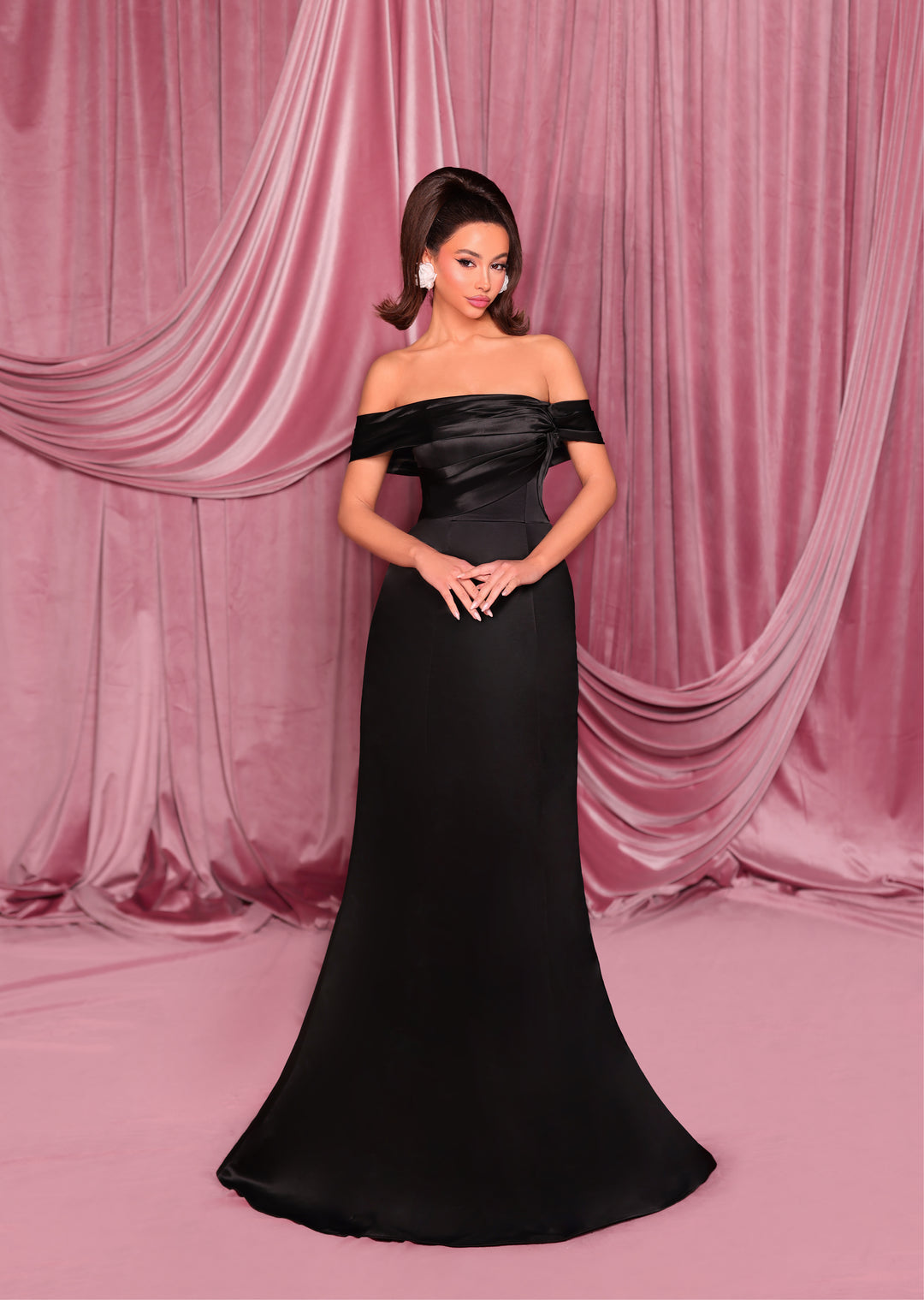 Nicoletta - NC3052 (Available in Black, Ivory and Wine)