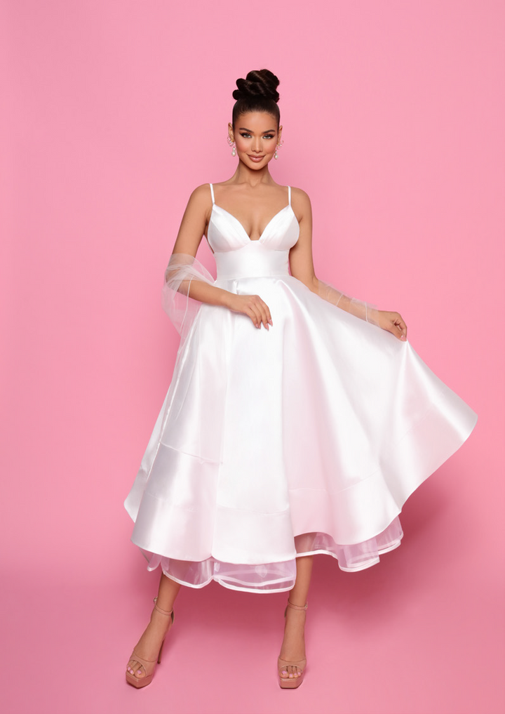 Nicoletta - NP175 (Available in Ivory)