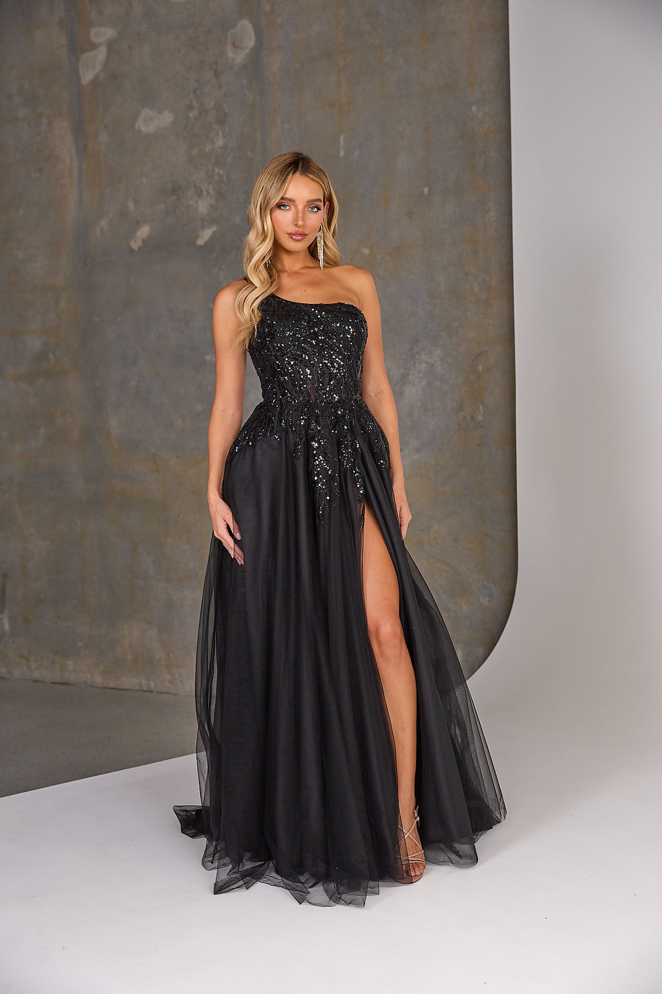 Tania Olsen Designs Saga PO2483 (Available in Black, Emerald and Blue)