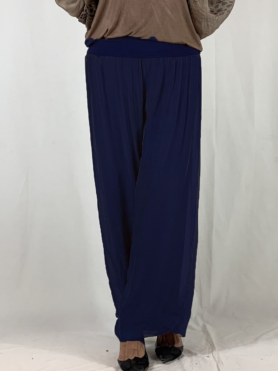 La Strada Silk Blended Pants in Navy