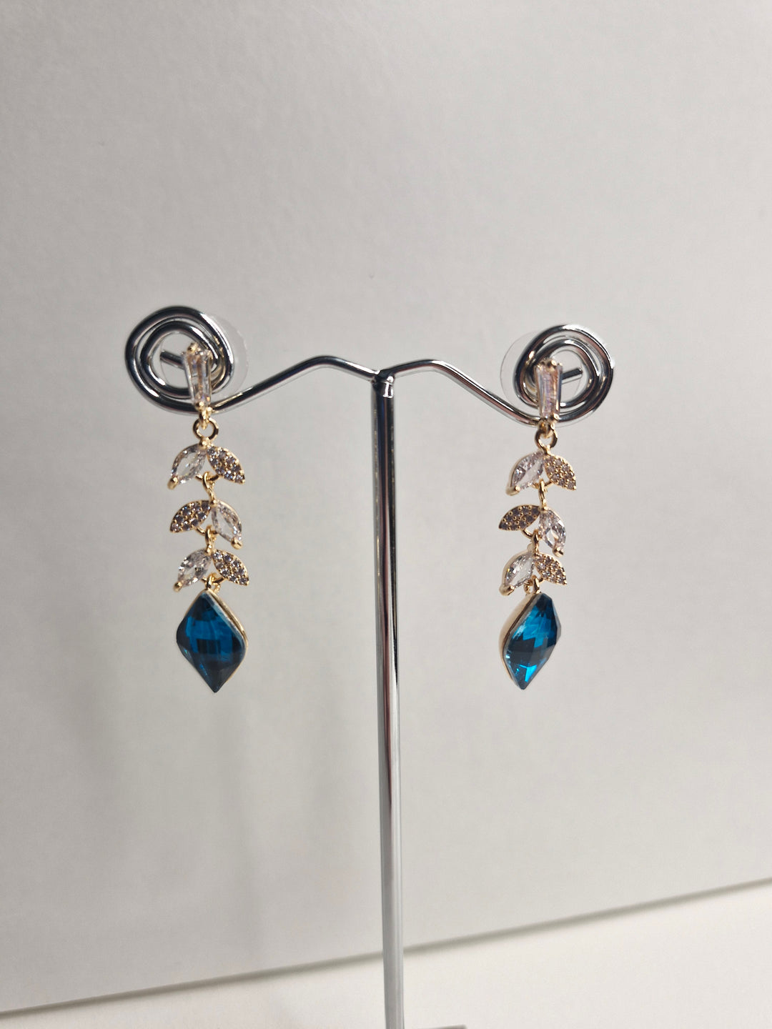 De Cavalier Blue crystal earrings 53