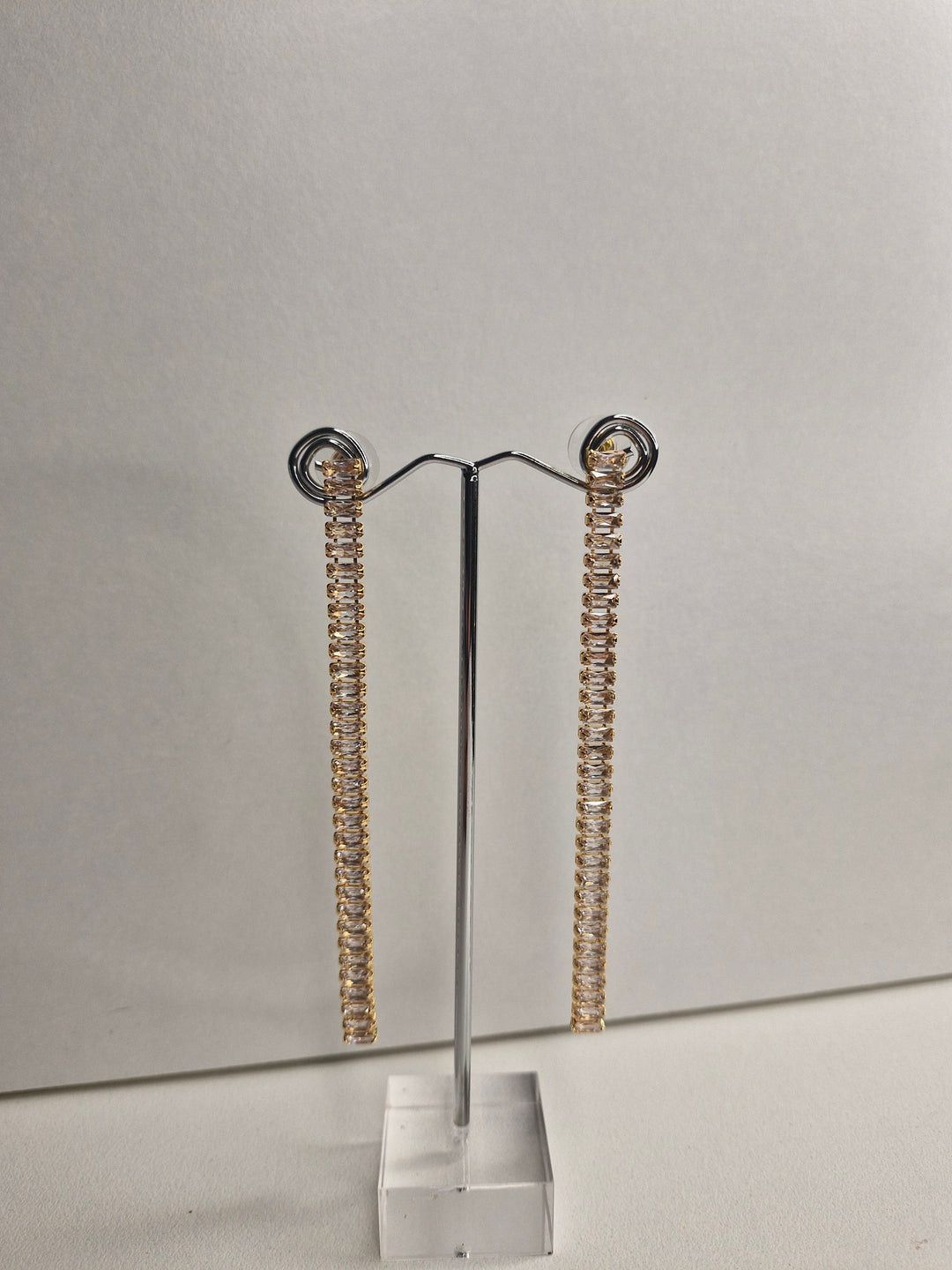 De Cavalier Gold and Diamante earrings 49