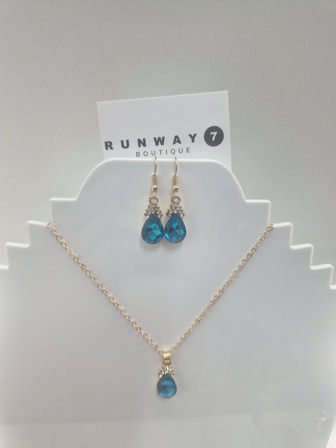 R7 Jewel Necklace and Earrings set 159