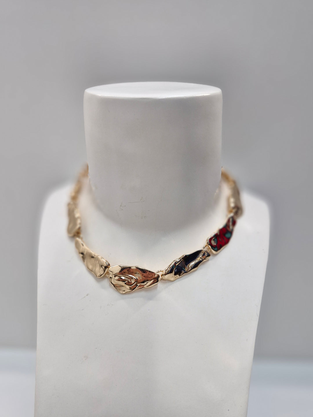 Adorne Moulded Metal Short Necklace AND2509