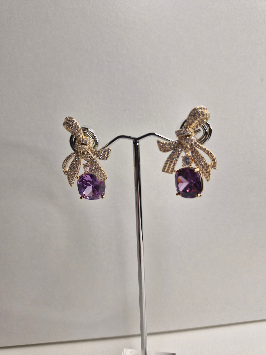 De Cavalier Purple crystal earrings 622