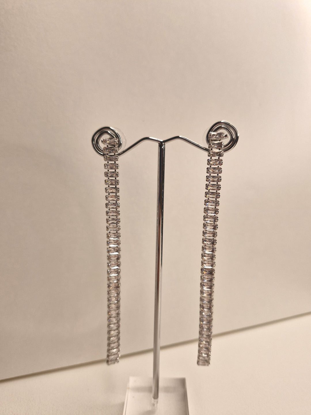 De Cavalier Silver and Diamante earrings 50