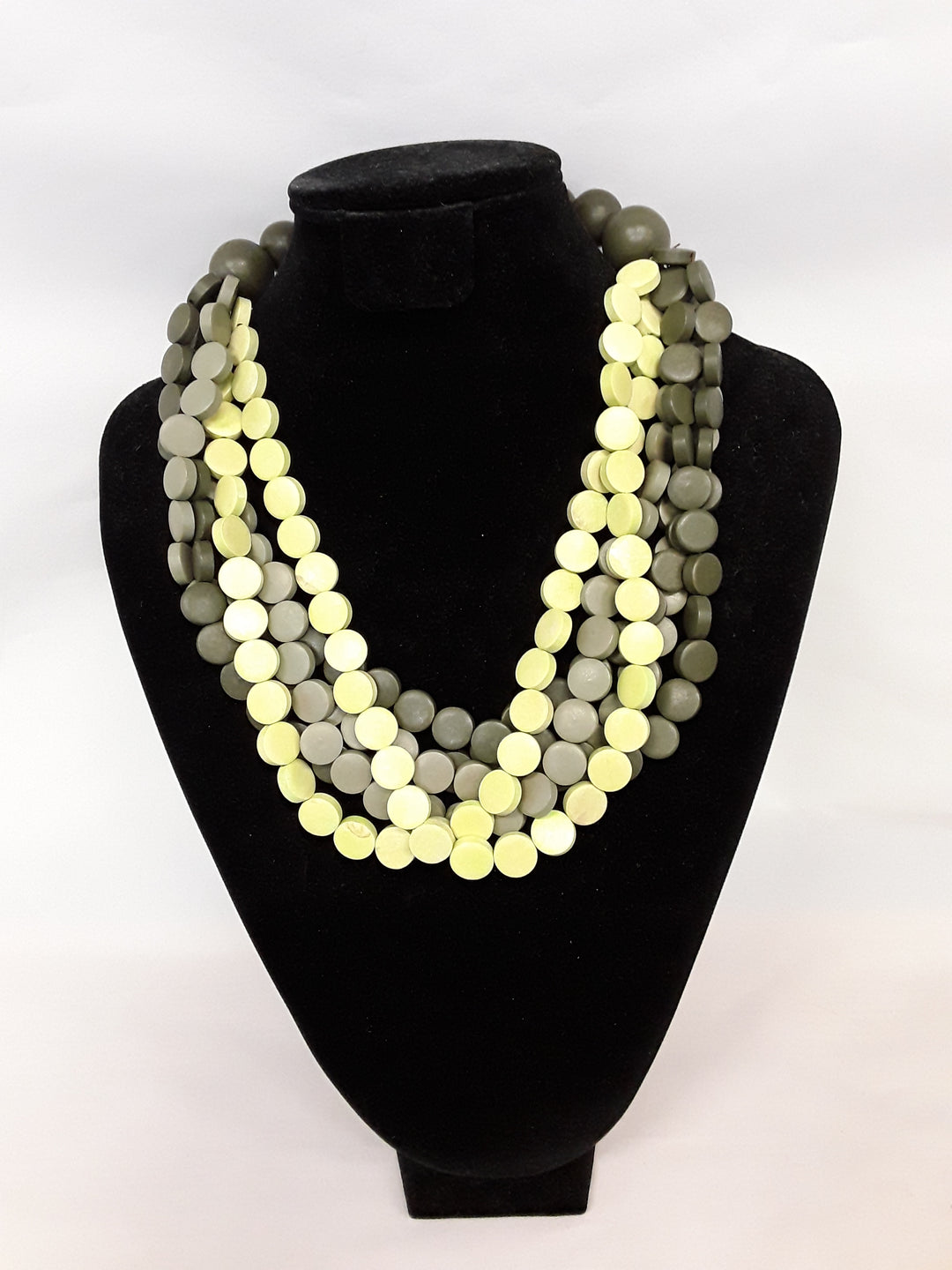 Stellar Rose Khaki bead necklace 60092