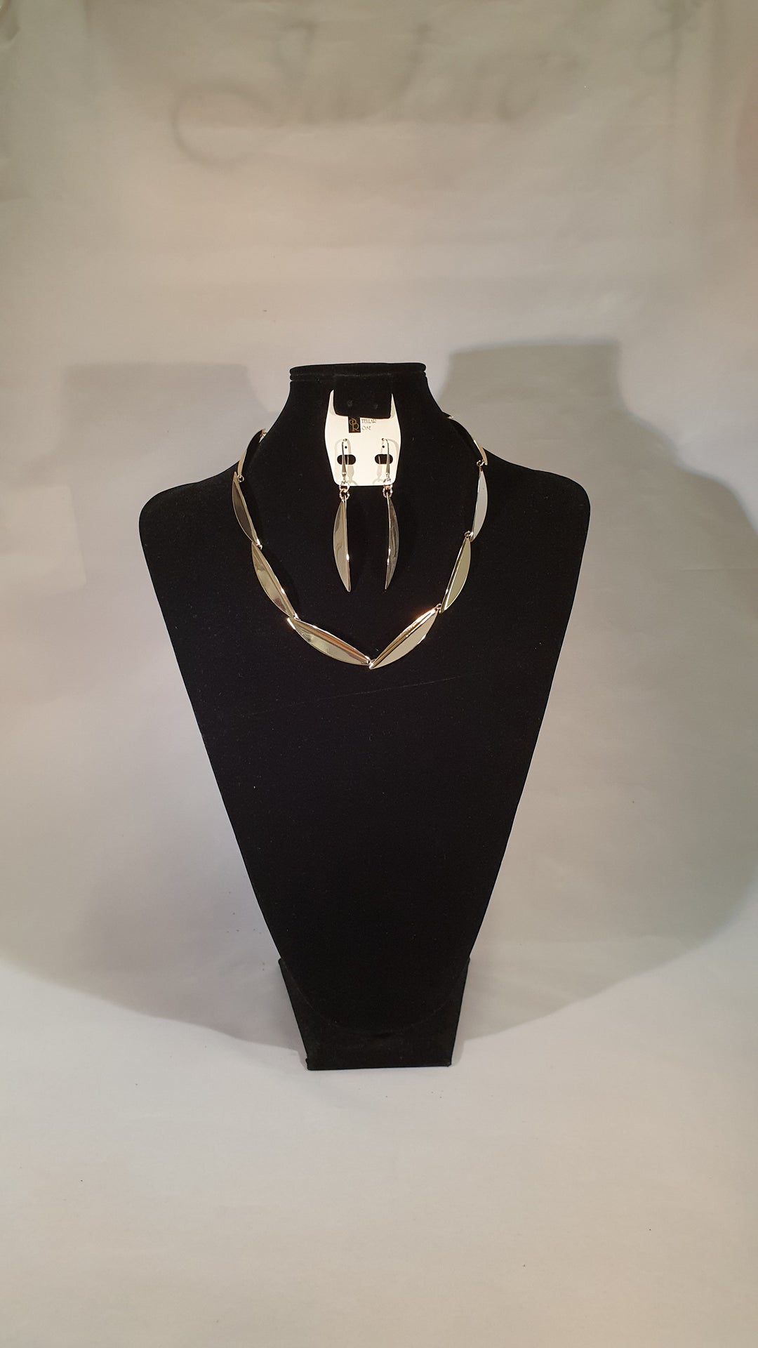 Stellar Rose Gold earrings 64909 matching necklace available