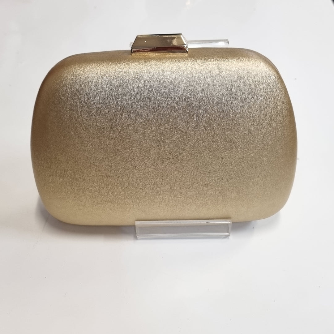 Structured Clutch in Gold J202-pu