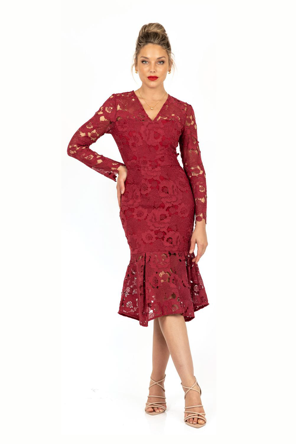 Romance Belgium Long Sleeve Dress in Wine