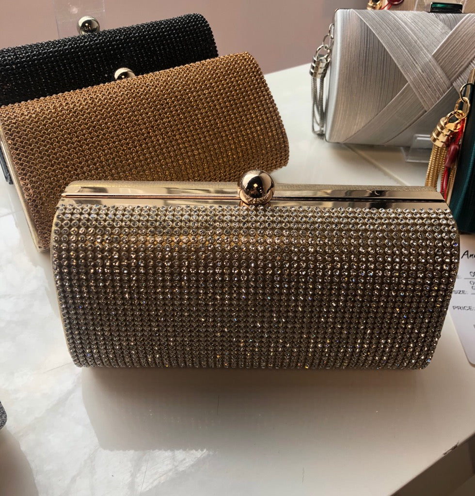 Diamante Mesh Structured Clutch in Rose gold 33
