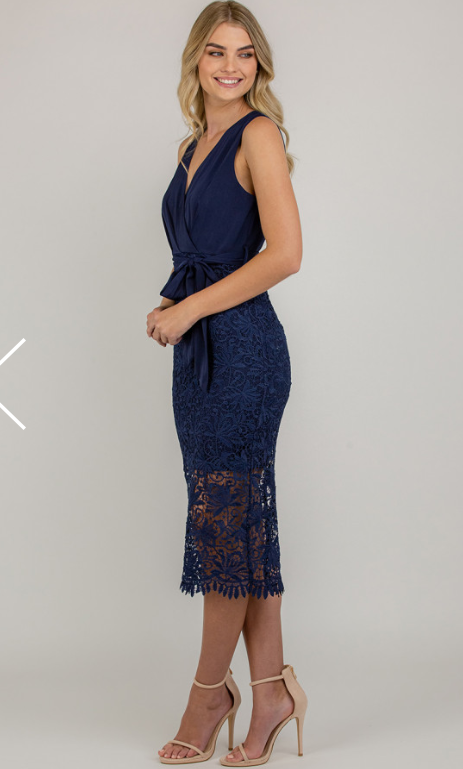 Style State V-neckline Lace contrast dress with belt