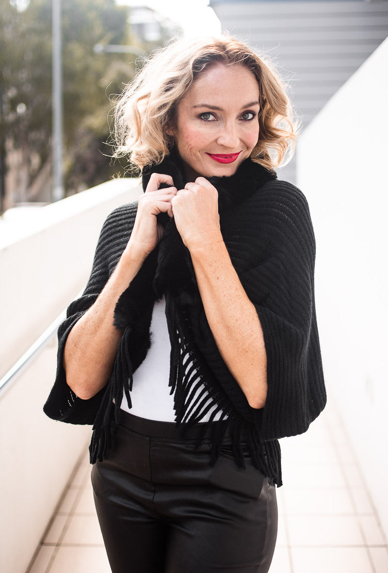 Willow Tree Faux Fur Knit Poncho in Black
