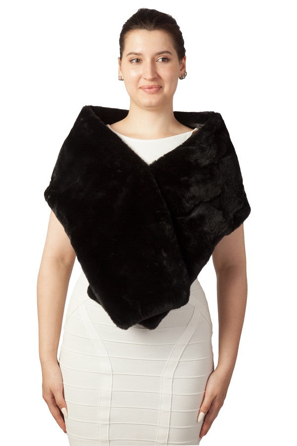 Miss Anne Faux Fur Stole in Black