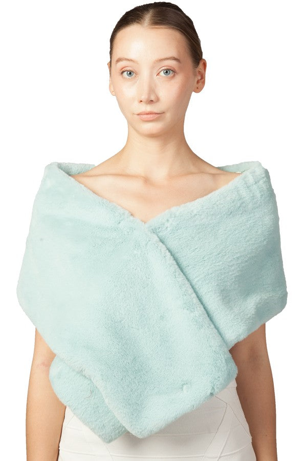 Miss Anne Faux Fur Stole in Mint