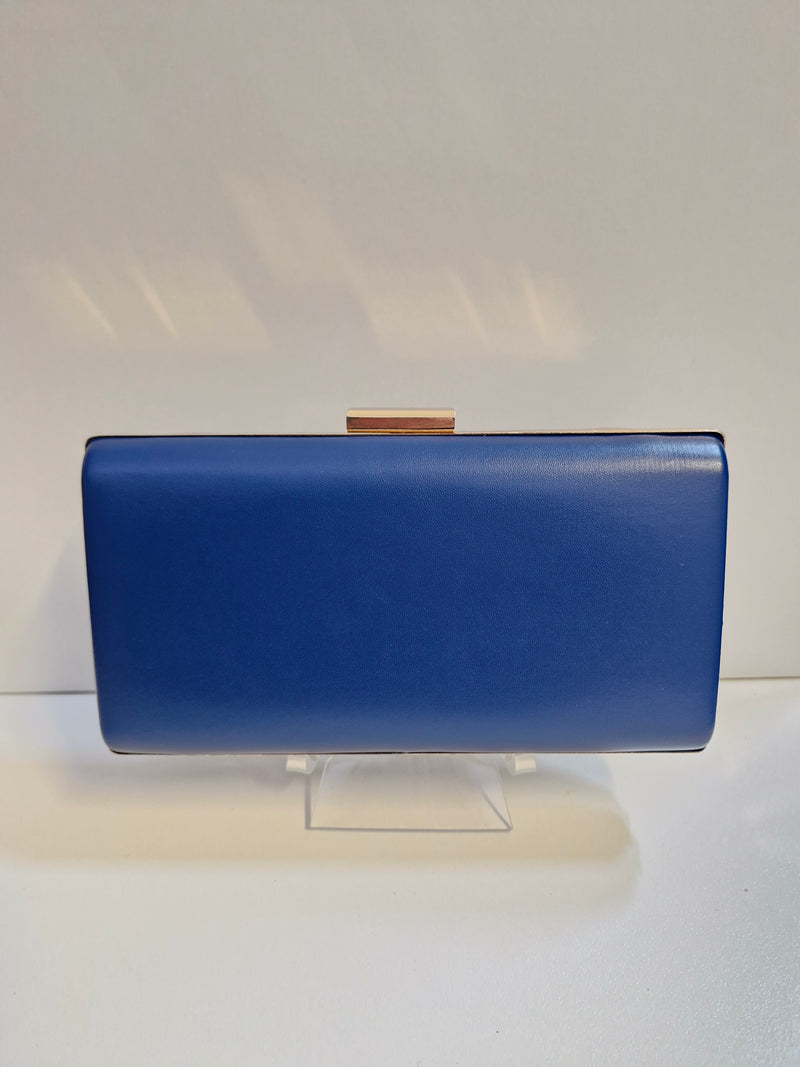 Plain Structured Clutch in Dark Blue 001