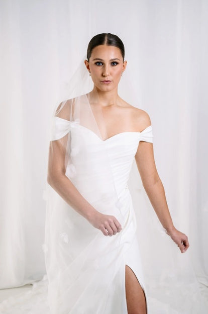 Organza Flowers Veil Ivory Single Teir AN7001F