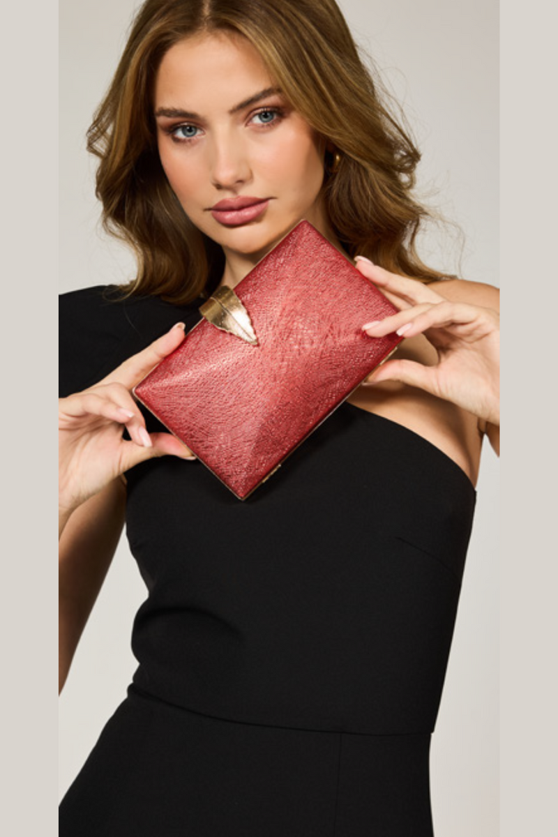 Leaf Clutch in Red