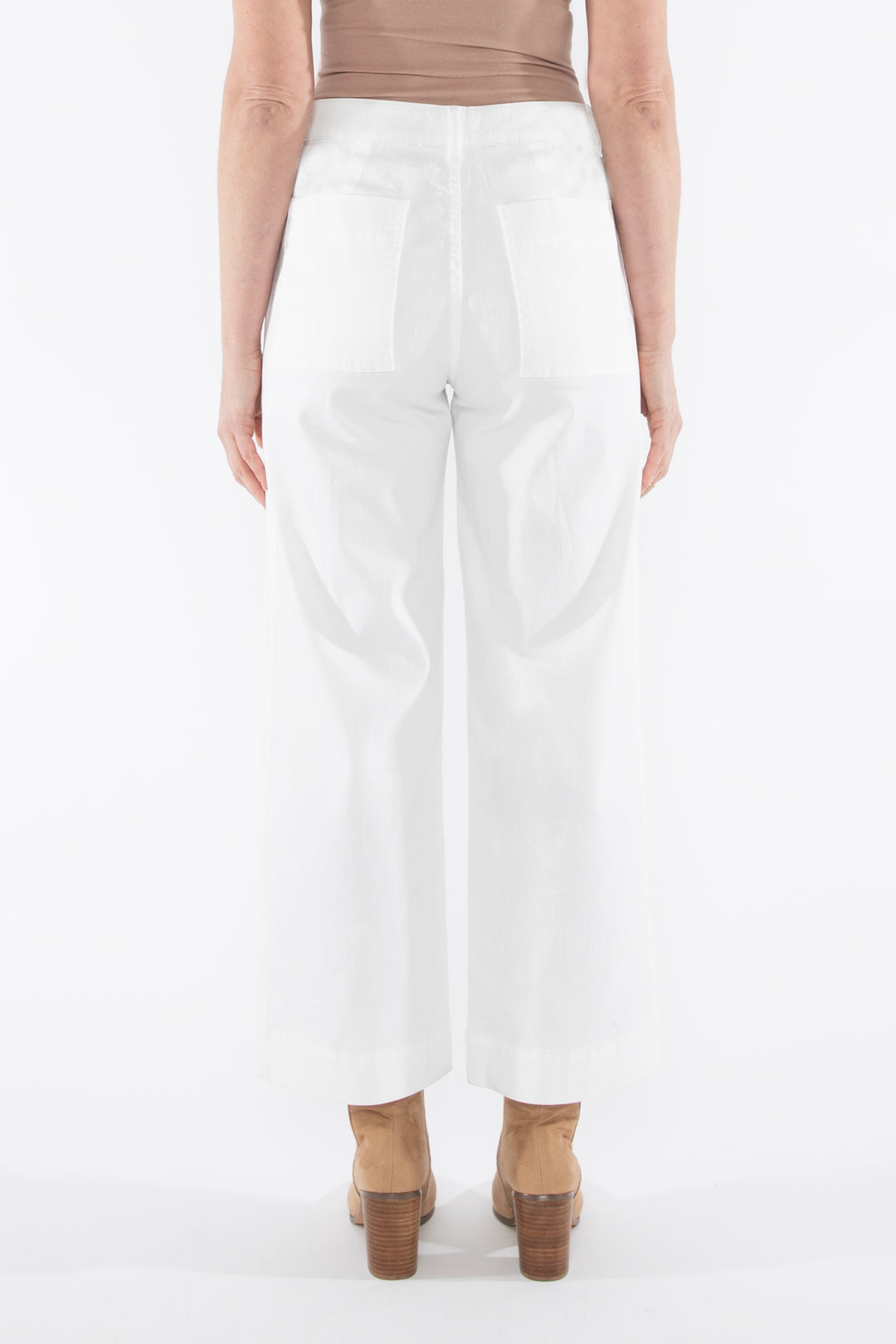 Jump Patch Pocket Jean in Chalk