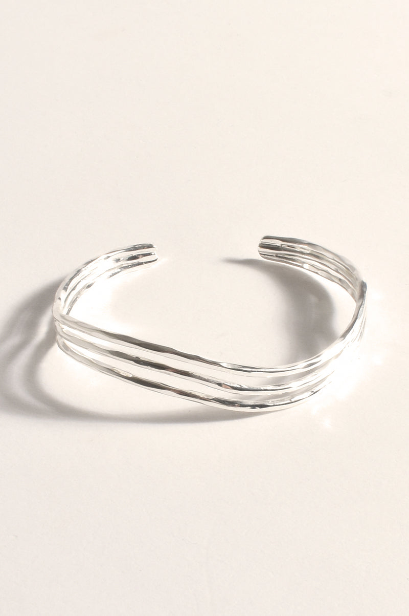 Adorne Wave Lines Metal Bangle in Silver ACD1572