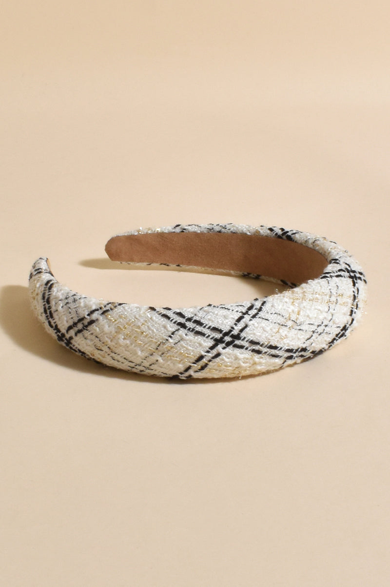 Boucle Babe Headband in White and Black