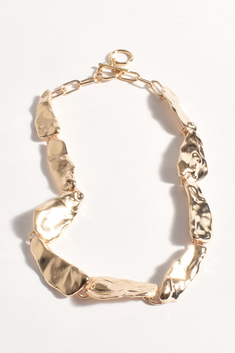Adorne Moulded Metal Short Statement AND2509