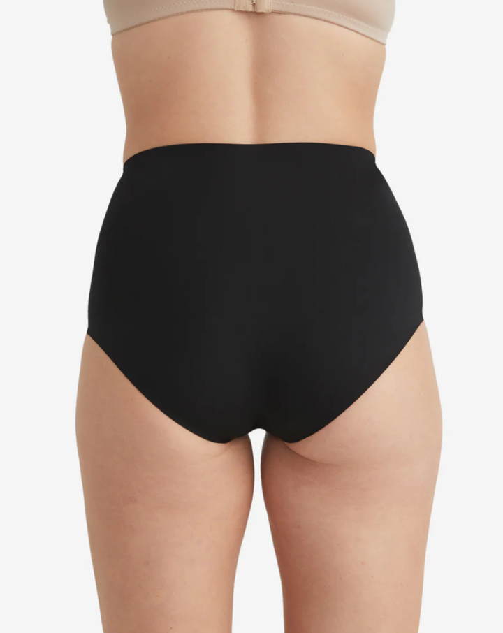 Hush Hush Control Brief HH067LC