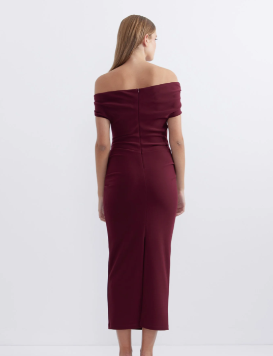 Pasduchas Evie Fitted Body-con Off Sholder Midi in Wine