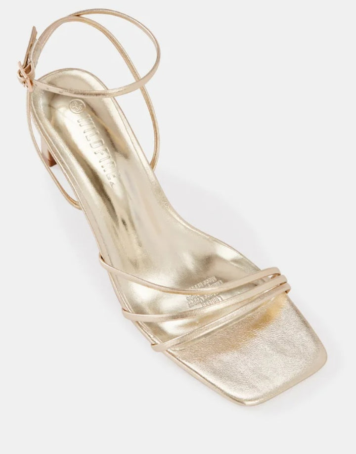 Wildfire Lunissa Shoe in Gold