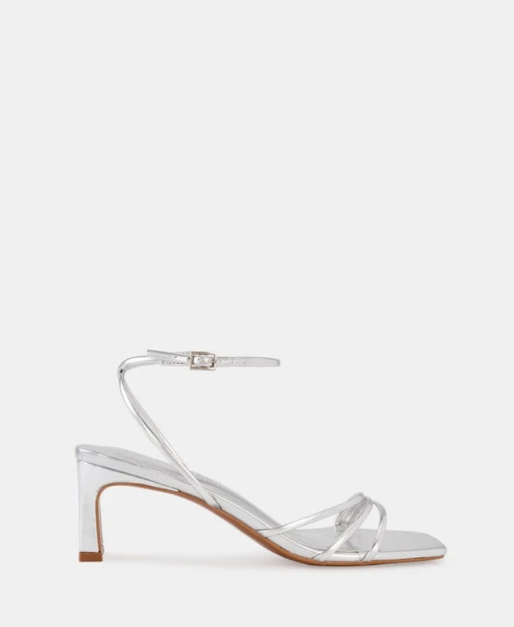 Wildfire Lunissa Shoe in Silver