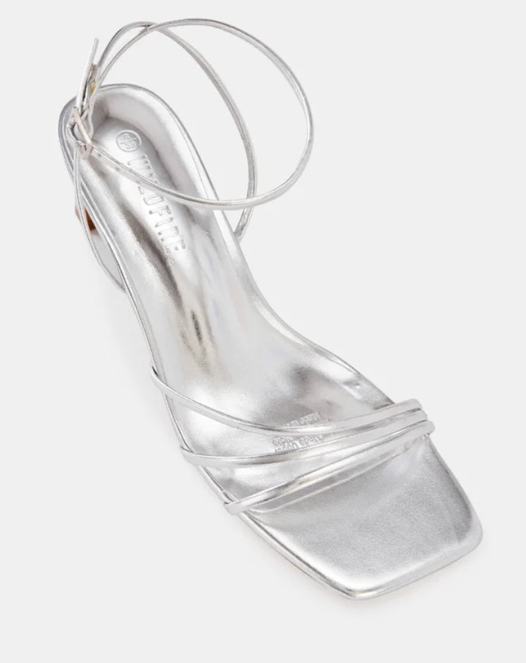 Wildfire Lunissa Shoe in Silver