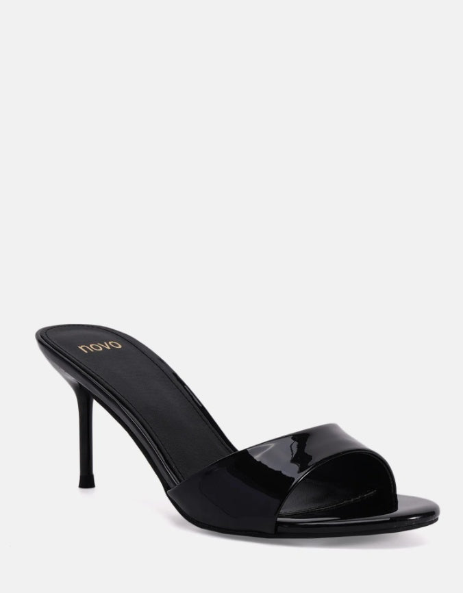 Novo Malan Patent Black Heels