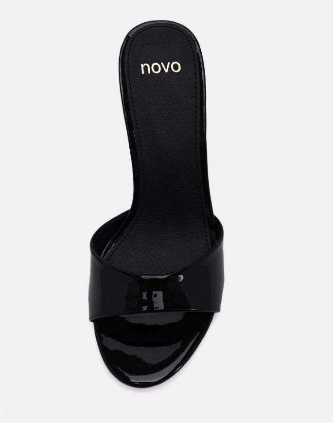 Novo Malan Patent Black Heels
