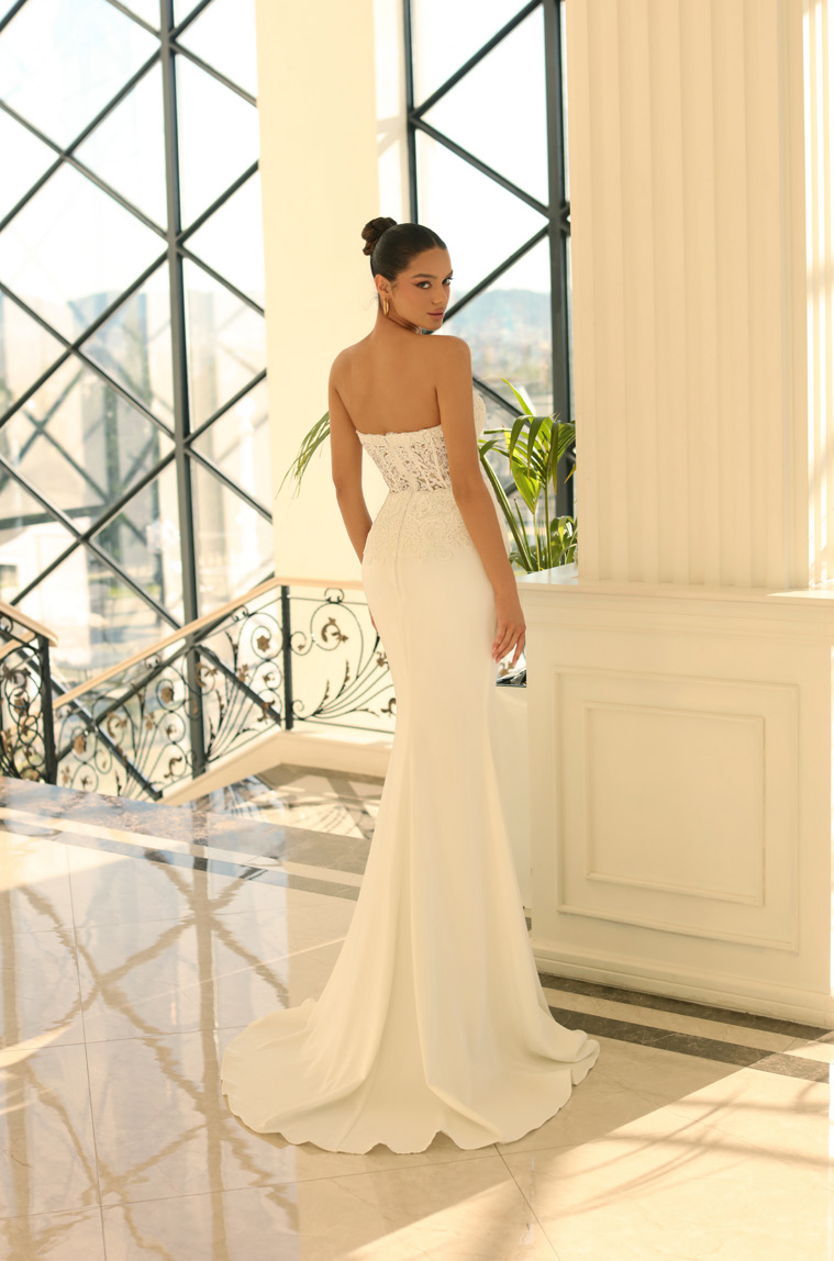 Nicoletta - NC1007 (Available Ivory)