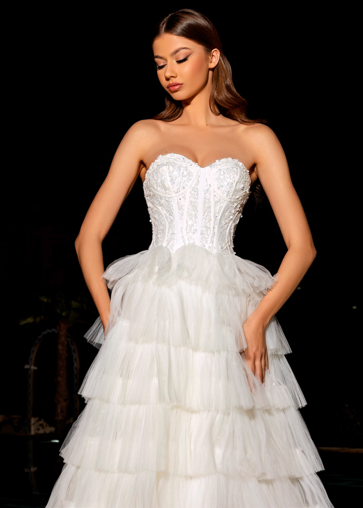 Nicoletta - NC1045 (Available Ivory)