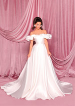 Nicoletta - NC3059 (Available in Black and Ivory)