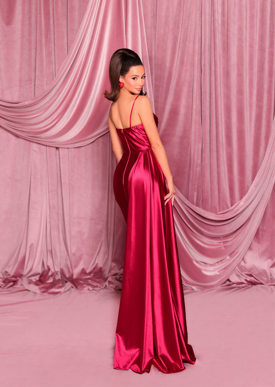 Nicoletta - NC3060 (Available in Charcoal, Ruby and Deep Emerald)