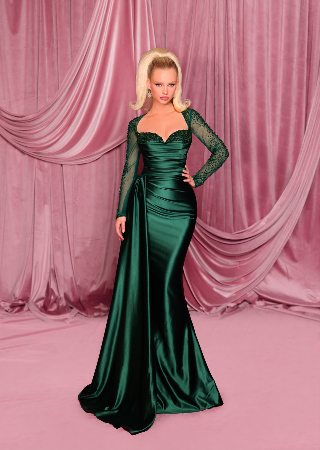 Nicoletta - NC3078 (Available in Deep Emerald, Midnight and Champagne)