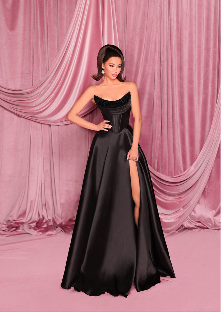 Nicoletta - NC3096 (Available in Black and Ivory)
