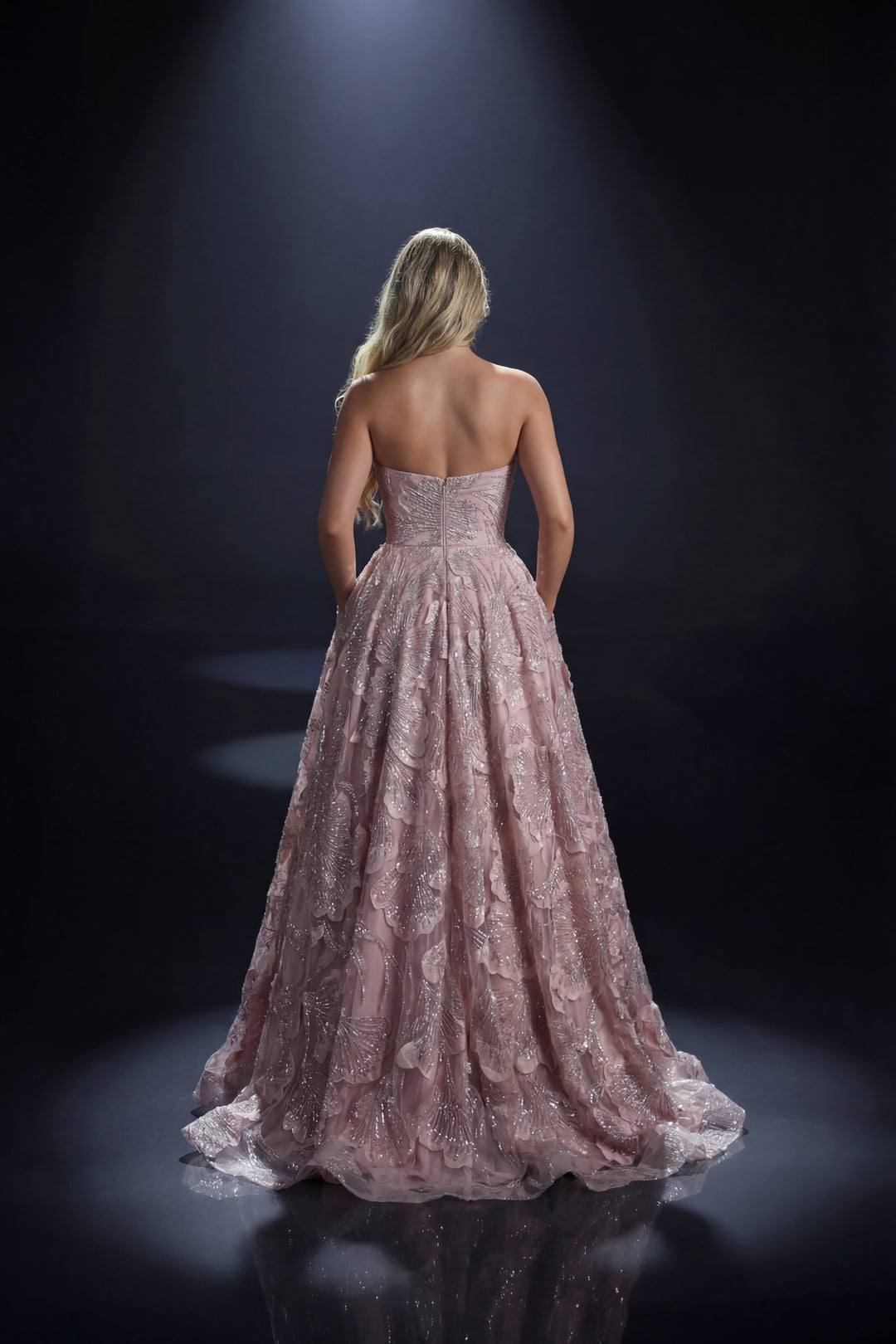Nicoletta - NC4021 (Available in Dusty Pink and Black)
