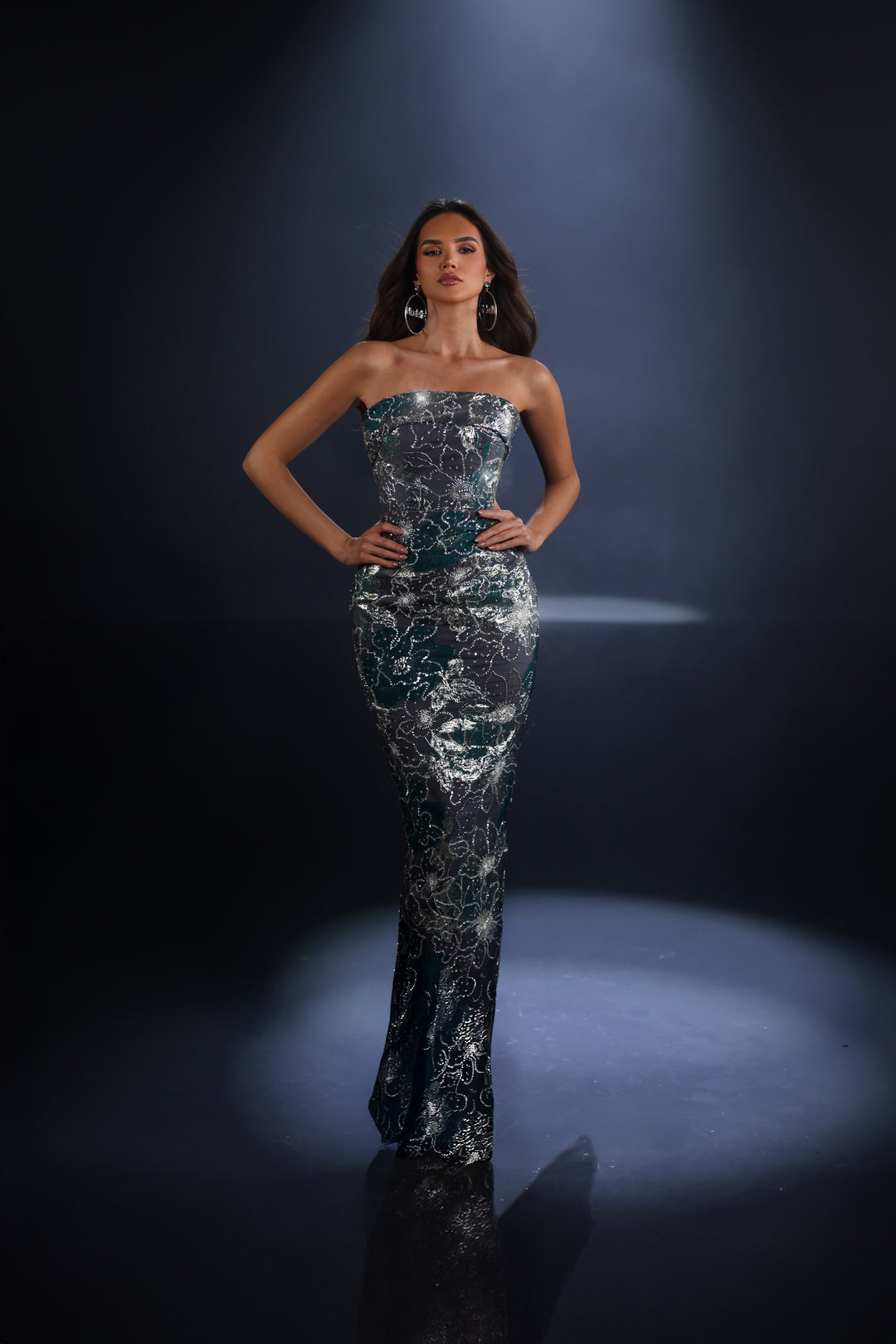 Nicoletta - NC4025 (Available in Light Silver, Light Gold and Midnight Teal)