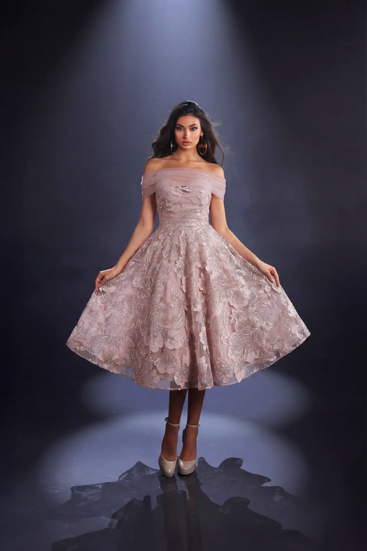 Nicoletta - NC4032 (Available in Navy and Dusty Pink)