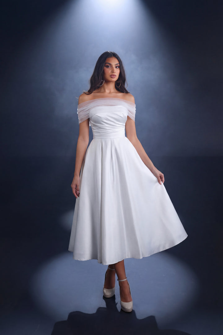 Nicoletta - NC4041 (Available in Navy, Emerald Green and Ivory)